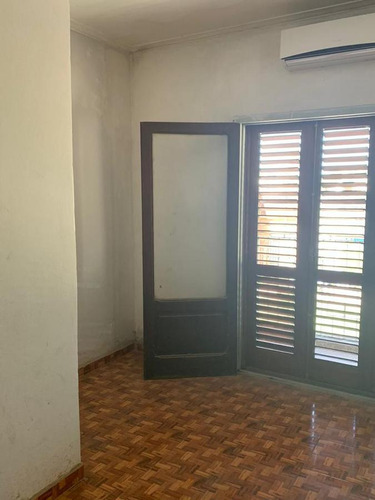 Ph En Venta - 3 Dormitorios 1 Baño - 148mts2 - Berisso