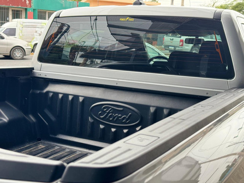Ford Ranger XLS V6 4x4 AT