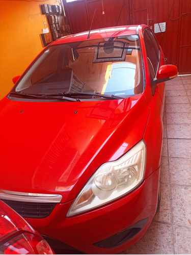 Ford Focus Sedan Sport 5vel Mt