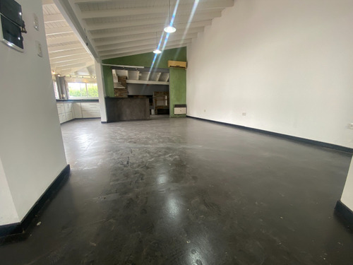 Casa En Venta Calle 10 E/ 422 Y 423