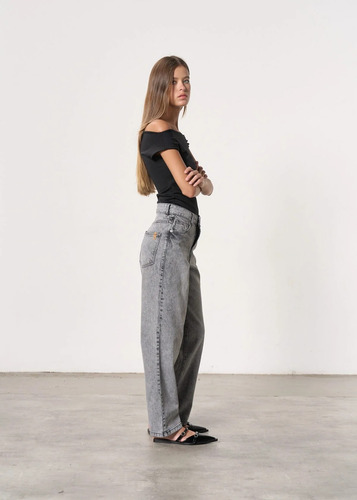 Pantalón Mom Straight De Jean Rígido Tiro Medio - Acid