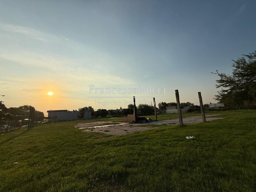 Terreno En Venta Sobre Colectora Norte Villa Santos Tesei