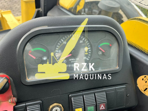 Manipuladora New Holland Lm1745 2014