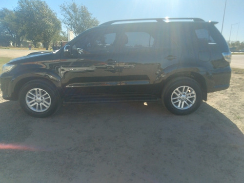 Imagen 5 de 14 de Toyota Sw4 2012 3.0 Srv Cuero I 171cv 4x4 5at