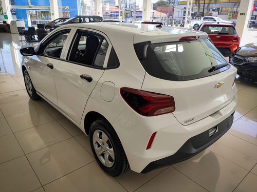 Imagem 3 de 14 de Chevrolet Onix 1.0 (flex)