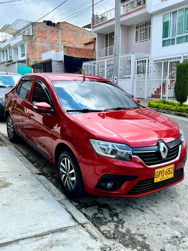 Renault Logan 1.6 Expression / Life +
