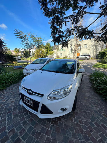 Ford Focus Se Plus At8 Cuero