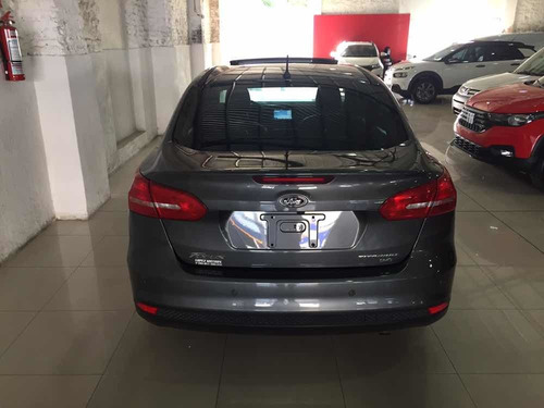 Ford Focus Titanium