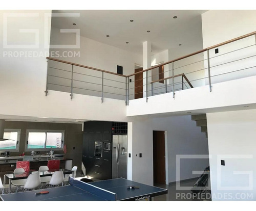 Imagen 3 de 20 de Casa - El Canton - Islas