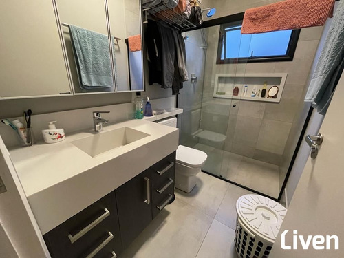 Imagem 18 de 21 de Lindo Sobrado De 200m² Com 3 Dormitórios, Suíte, Área Gourmet, Piscina E 2 Vagas No Jd. Das Indústrias - 9401