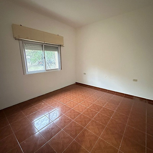Casa En Alquiler En Valentín Alsina