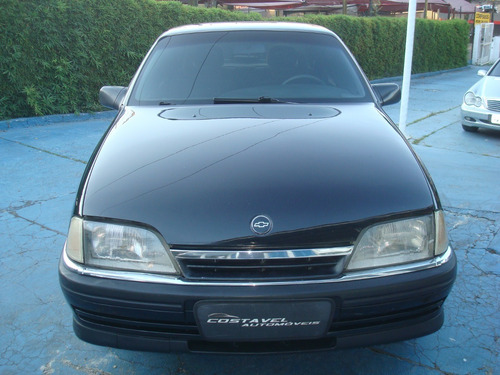 Imagem 8 de 14 de Chevrolet Omega Gls 2.2 Mecânico Gasolina 1997