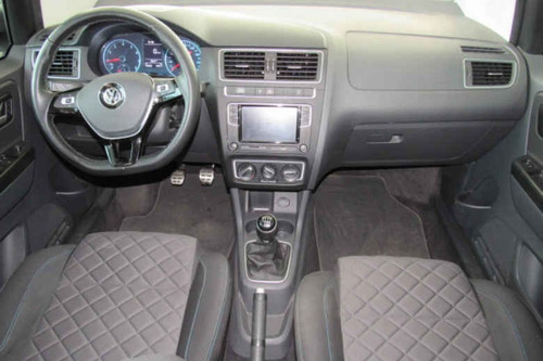 Volkswagen Fox 1.6 16v Msi Highline (flex)