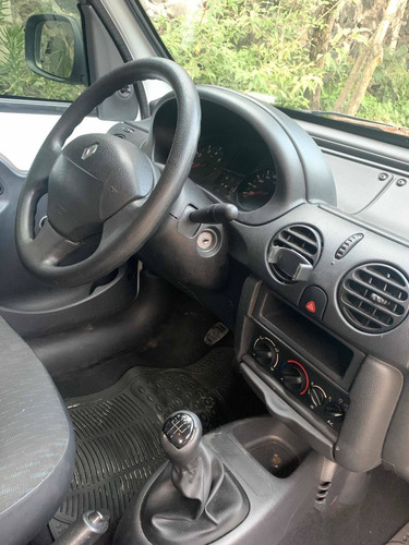 Imagen 11 de 14 de Renault Kangoo 2015 1.6 Aa Mt