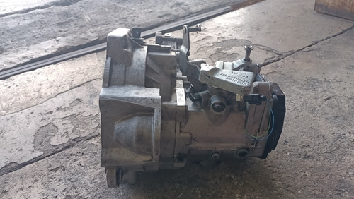 Caja Transmision Estandar Jetta Mk6 Bicentenario Y Bora 2.5l (Usado)