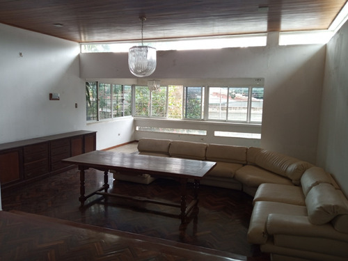 Imagen 6 de 14 de Vendo quinta En La Urb. La Viña