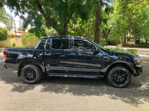Ford Ranger 2.2 Black Cab. Dupla 4x2 Aut. 4p