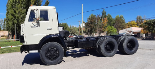 Kamaz 1996 V8 6x4 Con Toma Y Bomba Hidráulica Rentaltrucks