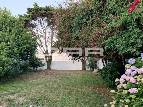 Chalet En 2 Plantas - Navarra 800, Mar Del Plata