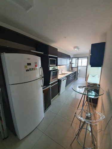 Apartamento En Venta De 3 Dormitorios En Playa Brava