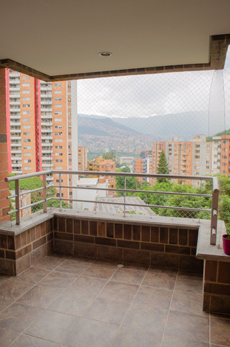 Apartamento Para La Venta Medellin En Pilarica