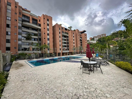 Apartamento En La Tahona En Venta Con Piscina,calle Cerrada ,acabados De Lujo 23-33557gm