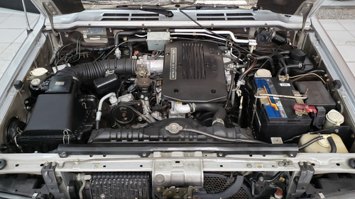 Imagem 10 de 11 de Mitsubishi - Pajero Gls-b 4x4 Aut. 1998 Gasolina
