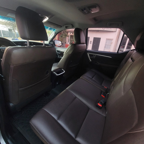 Toyota Hilux SW4 2.8 Srx 177cv 4x4 7as At