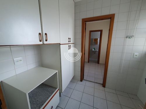 Apartamento À Venda Em Cambuí - Ap006710