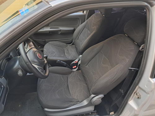 Fiat Strada 1.4 Hard Working Cab. Dupla Flex 3p