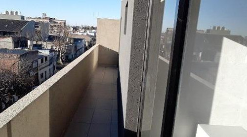 Departamento En Venta - 2 Dormitorios 2 Baños 1 Cochera - 90mts2 - Sarandi
