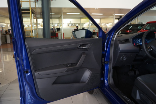 Imagen 10 de 15 de Seat Arona Style Azul 2021