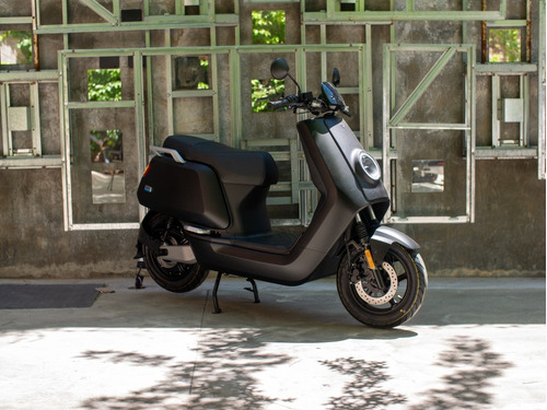 Imagen 6 de 15 de Moto Electrica Scooter Nuuv Nqi Ext Sport Bosch Litio