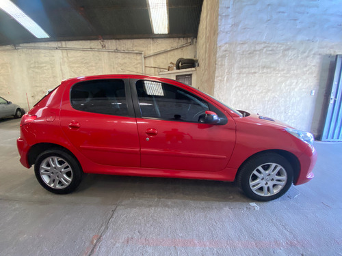 Peugeot 207 1.4 Active 75cv