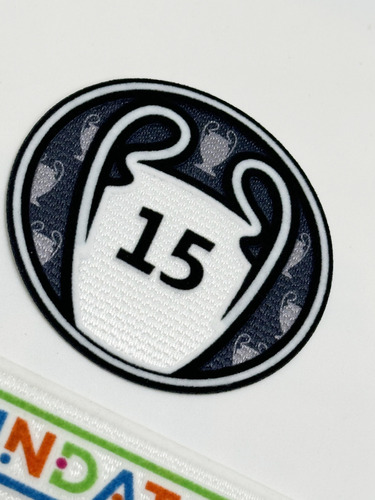 Set De 2 Parche Champions 15 Copas Real Madrid 2024 2025 Negro 15 Copas