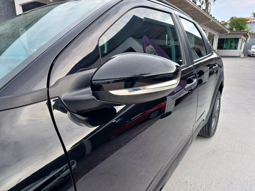 Citroën C4 Cactus 1.6 Feel 16v 5p