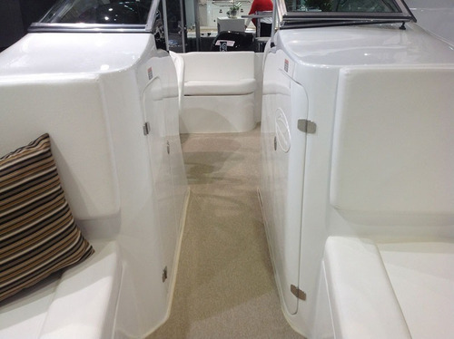 Imagem 5 de 7 de Lancha Fortmarine 240 Open C/ Um Motor De 200 Hp Xl