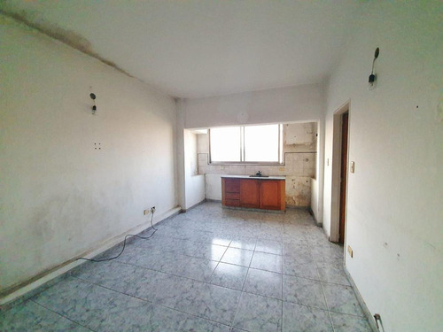 Imagen 2 de 15 de Venta Departamento 2 Amb 37 M2 Valentin Alsina