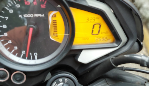 Pulsar Ns 200