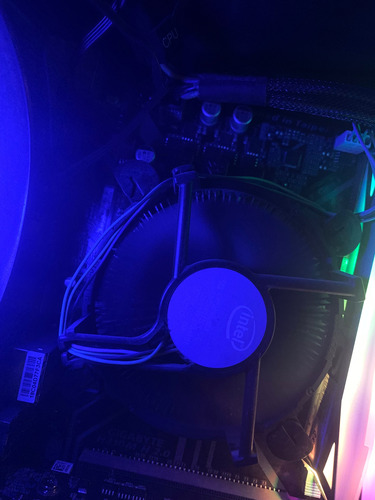 Procesador Intel Core I5-9400f (Usado)