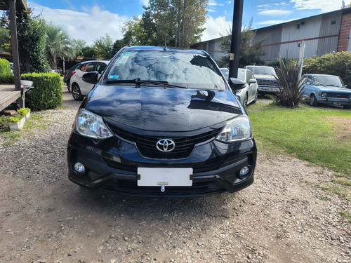 Toyota Etios 1.5 XLS 6MT 5P