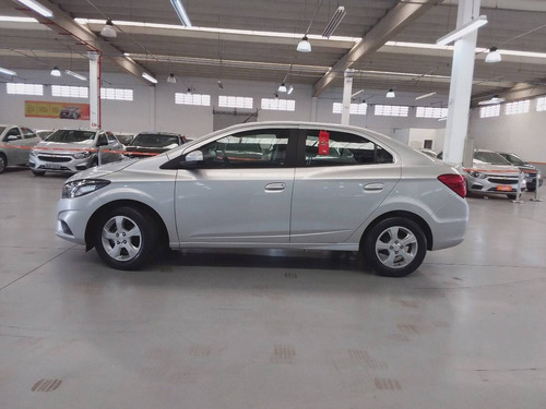 Imagem 6 de 8 de Chevrolet Prisma 1.4 Mpfi Lt 8v Flex 4p Manual