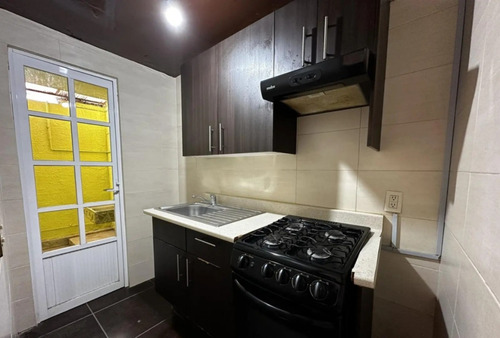 Casa A Precio De Remate En Felipe Carrillo Puerto Santiago De Querétaro Yqh