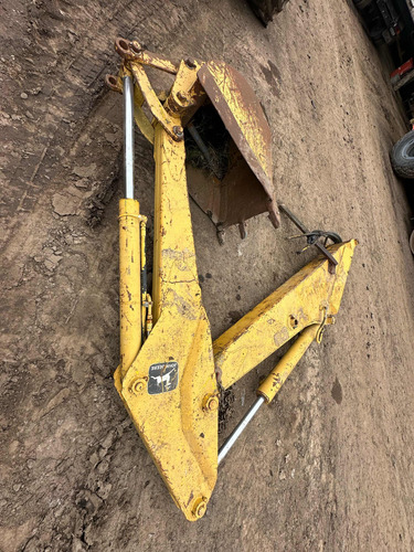 Cargadora Frontal John Deere 310a Balde 1m3 C/retro Envios