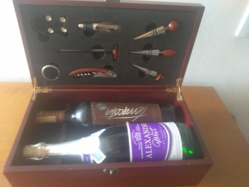 Estuche Kit Para Vinos, Capacidad 2 Botellas 