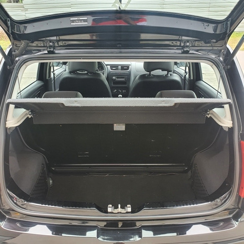 Volkswagen Fox 2012 1.6 Comfortline 5 P