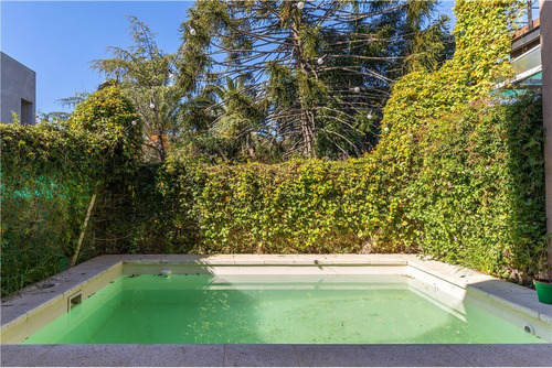 Dúplex 2 Dormitorios Con Pileta En Venta En Gonnet