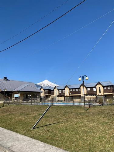 Casa En Venta De 3 Dorm. En Pucón