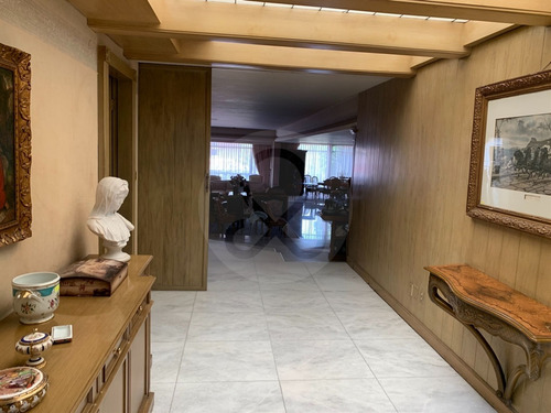 Casa En Venta En Lomas Altas