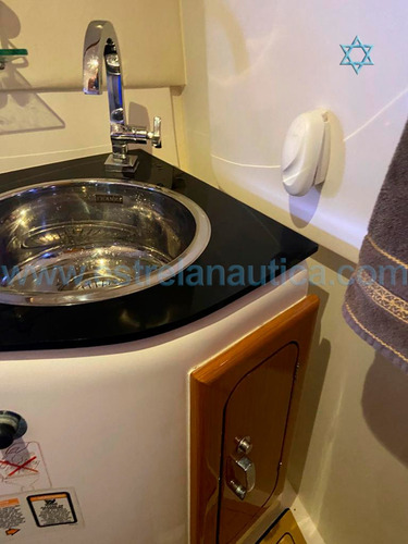 Imagem 7 de 8 de Lancha Phantom 300 Iate Ferretti Phantom Triton Focker